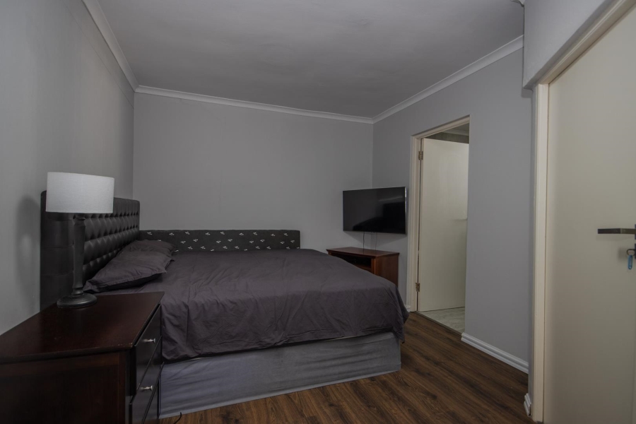 5 Bedroom Property for Sale in Sunset Beach Western Cape
